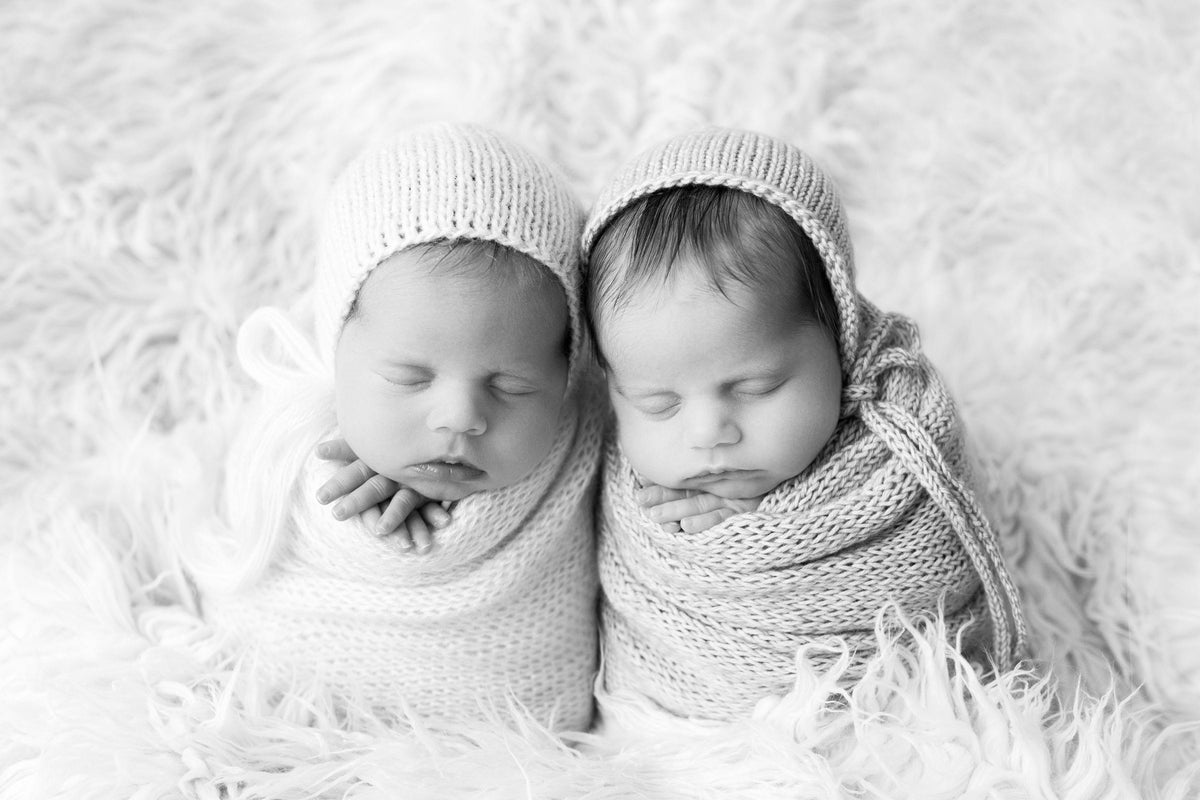 Lactancia materna de gemelos y trillizos: cómo organizarse para alimentar a  más de un bebé