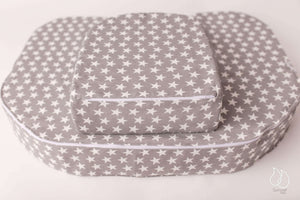 Conjunto de almohada lactancia ideal para amamantar gemelos recién nacidos y el cojín accesorio para la espalda.  Editar texto alternativo